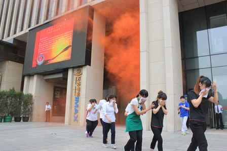 Beijing CBD Wanda Plaza holds fire drill