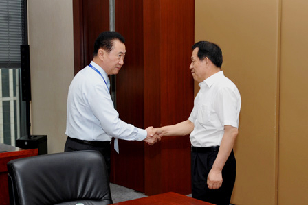 Wang Jianlin meets with Jinzhou Party Secretary