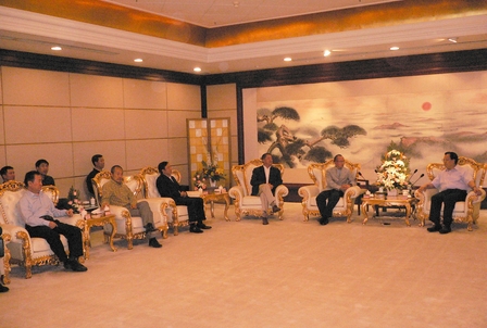 Wang Jianlin Attends CEC Member Exchange Visit Program