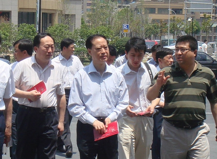 青岛市委副书记一行考察宁波万达广场