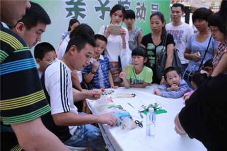 福建泉州浦西万达广场“端午欢乐粽动员”风味十足 
