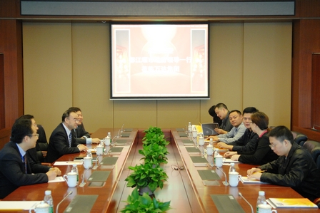 都江堰市致谢万达集团支持当地灾后重建