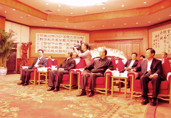 大连万达再捐6000万 重建都江堰中医院