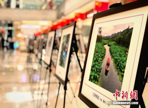 295座万达广场推出“孩子们眼中的中国”大型儿童摄影展