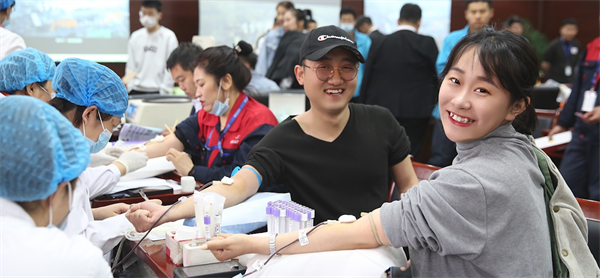 长白山国际度假区员工世界红十字日义务献血