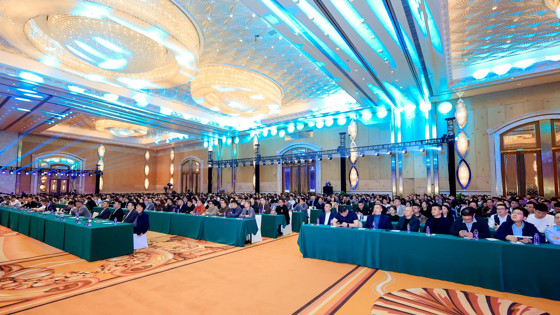 商管集團(tuán)召開2025年度工作總結(jié)大會