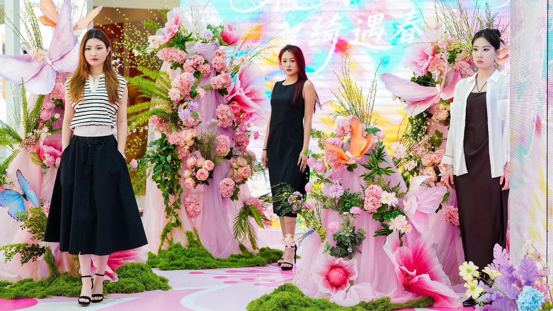 通遼科爾沁萬達(dá)廣場打造春日時(shí)尚秀場