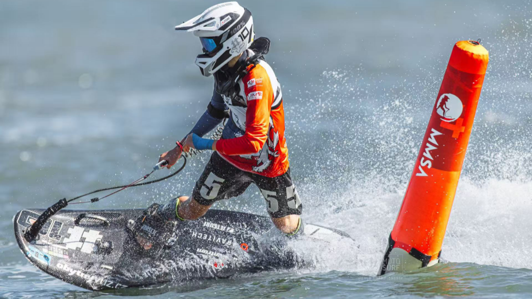 万达体育与国际动力冲浪板品牌JETSURF达成战略合作