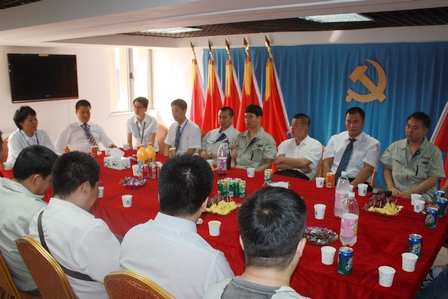沈阳区域太原街商管举办退伍军人座谈会