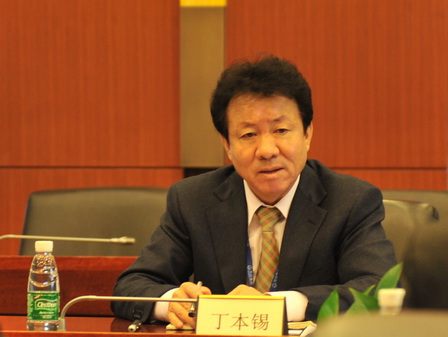 丁本锡总裁主持秀场项目启动会