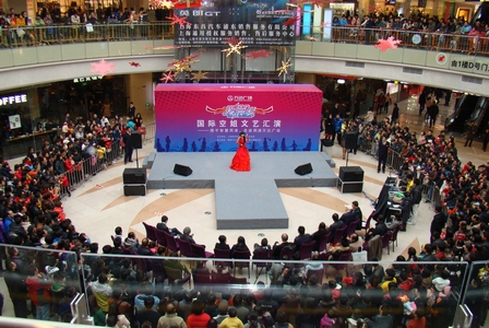 周浦万达广场举办圣诞活动大幅提升客流