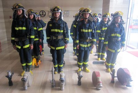 襄阳万达广场举办建筑消防设施测试示范活动