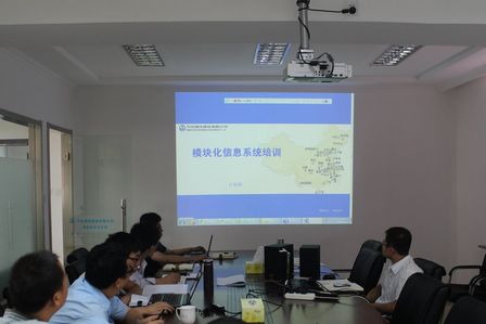 酒店建设公司举行第四次全体模块化系统培训