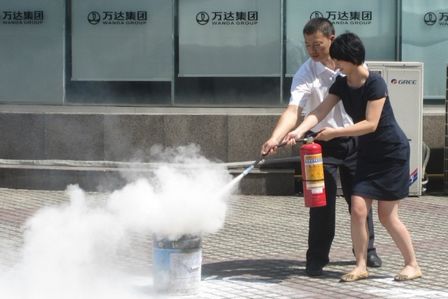 成都项目公司举行消防安全演练