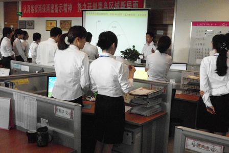 青岛万达百货举办全员消防安全知识培训