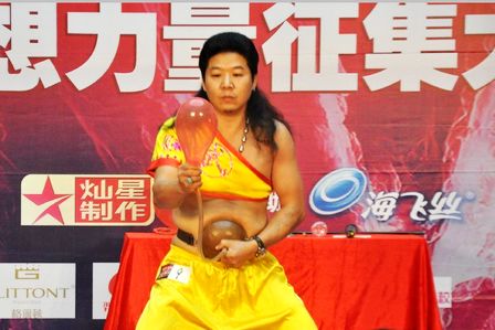 广州白云万达广场举办“中国达人秀”广州赛区晋级赛