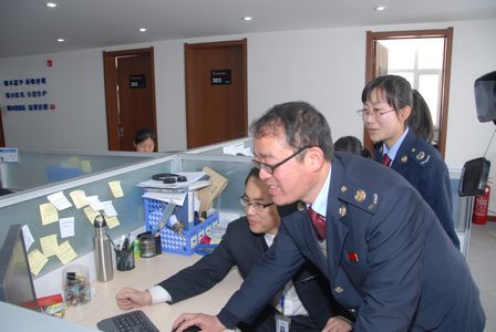 地税局人员到万达长白山公司调研 赞万达是税务典范 