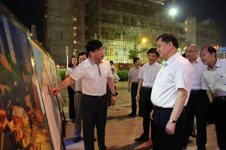 湖南省副省长陈肇雄一行参观视察万达武汉中央文化区