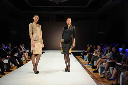 万达酒店顶级品牌“瑞华”员工制服亮相 开业进入倒计时
