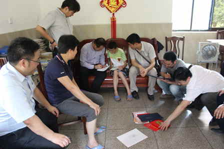 万达酒店建设公司南昌项目部看望SOS儿童村家庭