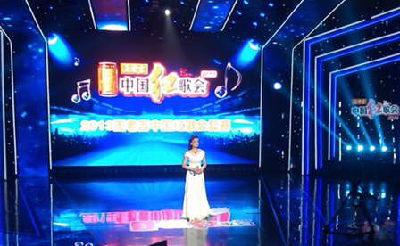 万达大歌星赛区两选手入围红歌会80强 打动评委实力不逊专业选手